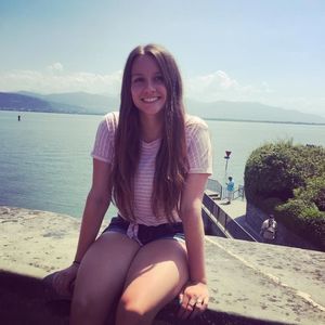 Meet your Posher, Lea